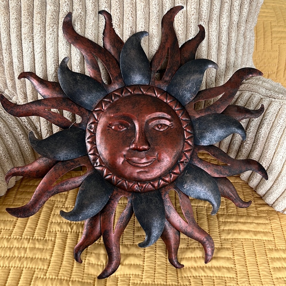 Home decor. Outdoor or indoor  sun with a face